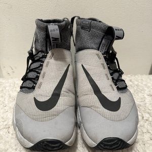 Nike sneaker NIKE Footscape Mid Utility DM grey